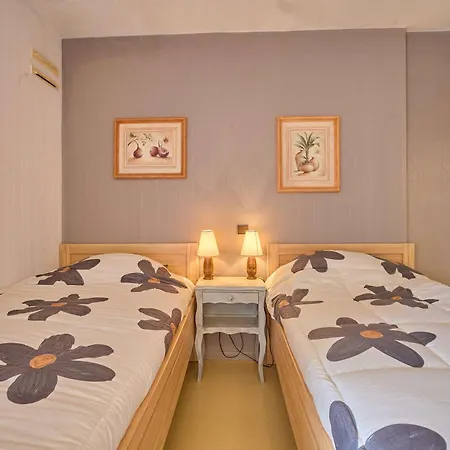 Lägenhet T1 Bis 2 Personnes Proche Uby, Animaux Admis, Parking, Wifi - Fr-1-841-43 *