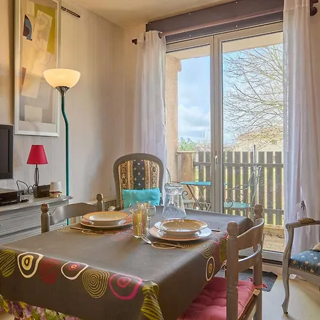 Appartement Confortable Avec Balcon Pour 2 à Barbotan-les-thermes, Animaux Admis, Parking Et Wifi - Fr-1-841-43